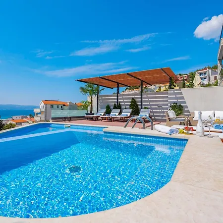 Luxury Bane, Heated Private Pool And Jacuzzi, Sandy 120m Far, 12 Pax Duce